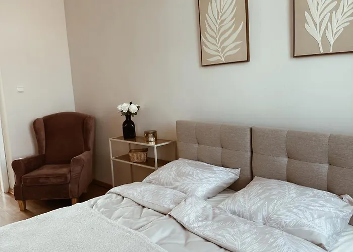 Na Gnieznienskim Rynku グニェズノ